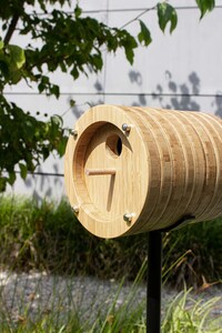 Sustainable Bird House Feeders Image 1