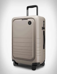 Quick-Access Suitcase Models Image 2