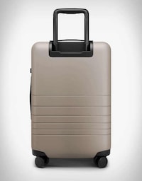 Quick-Access Suitcase Models Image 4