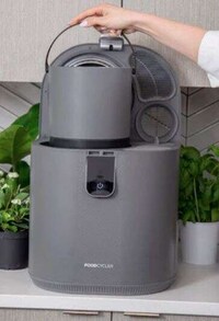 Compact Countertop Composters Image 2