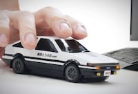 Retro Car-Inspired Computer Mouse Image 3