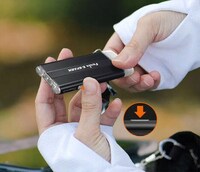 Card-Sized Powerbank Flashlights Image 6