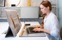 Portable Personal Office Accessories Image 1