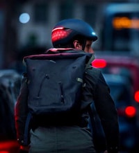 Connected Cyclist Safety Helmets Image 1