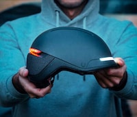 Connected Cyclist Safety Helmets Image 2