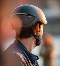 Connected Cyclist Safety Helmets Image 5