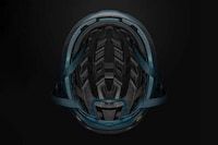 Futuristic Featherlight Helmets Image 4