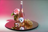 Non-Alcoholic Sparkling Ros&eacute;s Image 2