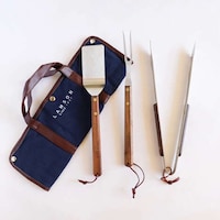 Travel-Friendly Grilling Tools Image 1