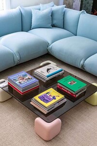 Modern Vibrantly Designed Craftman Image 3