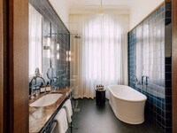Authentic Hotel Interiors Image 2