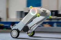 Autonomous Support Cargo Robots Image 1