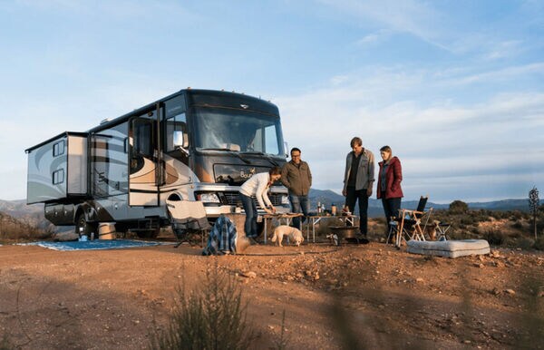Hybrid RV Energy Systems