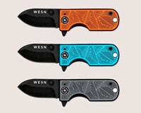 Chromatic Aluminum Pocket Knives Image 2