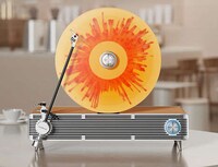 Style-Conscious Record Players Image 1