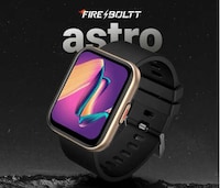 Square AMOLED Smartwatches Image 1