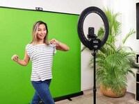 Portable Extra-Wide Green Screens Image 3