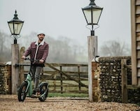 Stabilized Standing Electric Scooters Image 3