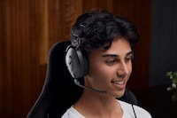 Sleek Broadcast-Ready Headsets Image 2