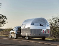 Luxe Aluminum Travel Trailers Image 4