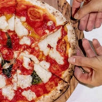Nut-Based Vegan Pizzas Image 3