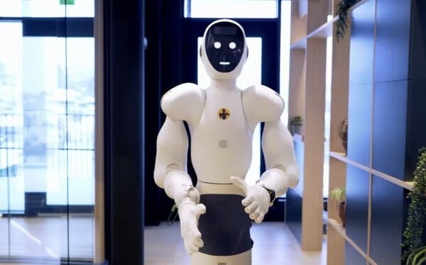 Top 100 Tech Trends in February