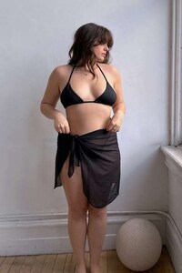 Lightweight Mesh Sarongs Image 3