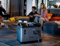 Vehicle-Powering Battery Systems Image 6
