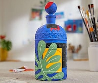 Classic Painting-Inspired Luxe Bottles Image 3