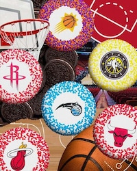 Basketball League Customized Cookies Image 2