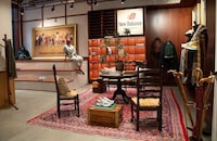 Contemporary Engaging Stores Image 3