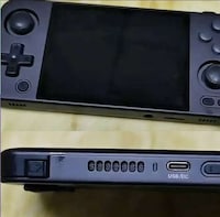 Aluminum Handheld Game Consoles Image 1