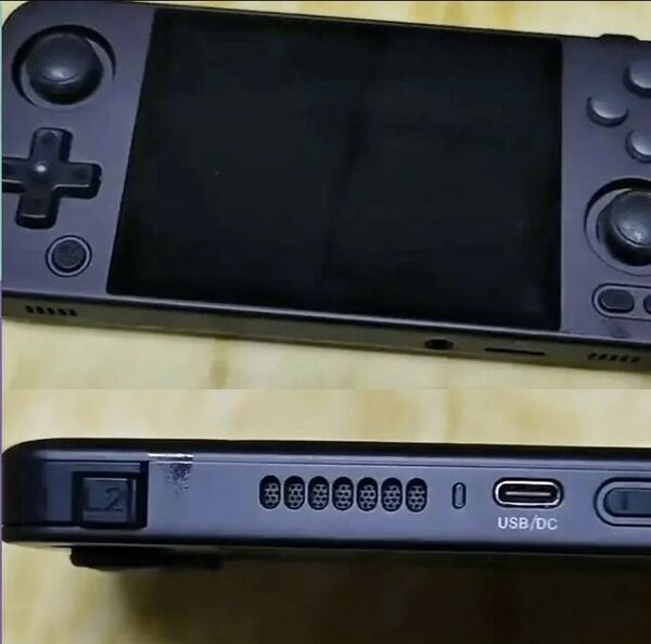 Aluminum Handheld Game Consoles : rg405m