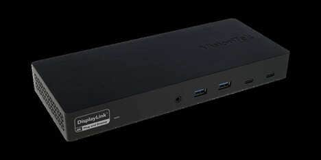 Triple-Display Docking Stations