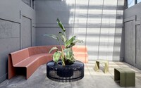Ribbon-Inspired Curvaceous Furniture Image 2