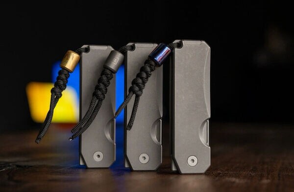 Elevated Titanium Utility Knives