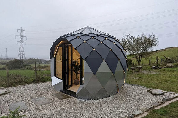 Nature-Inspired Geometric Office Domes