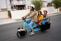Family-Friendly Electric Cargo Bikes Image 1
