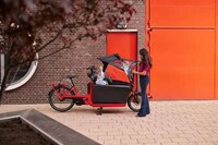 Family-Friendly Electric Cargo Bikes Image 6