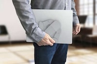 Folding Ambidextrous Mouse Concepts Image 1