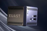 Compact Cubic Desktop PCs Image 1