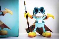 Limited-Edition Vinyl Figures Image 3