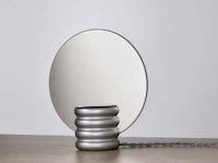 Illusory Mirror Lamp Designs Image 4
