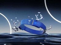 Headband-Style Sport Headphones Image 4