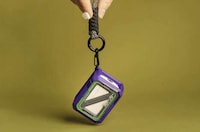 Mechanical Illumination Earbud Cases Image 7