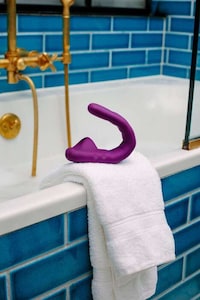 Bendable Precise Vibrators