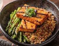 Caramelized Tofu Bowls Image 1