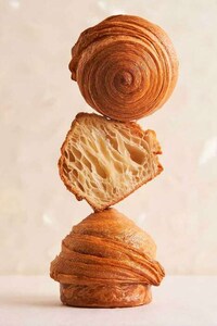 Visually Stimulating Pastries Image 6