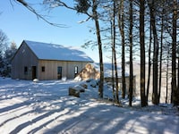 Mountainside Cedar Alpine Houses