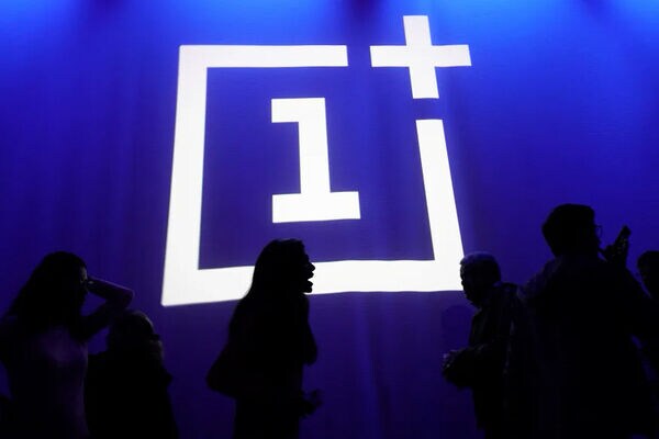 Foldable Smartphone Launches